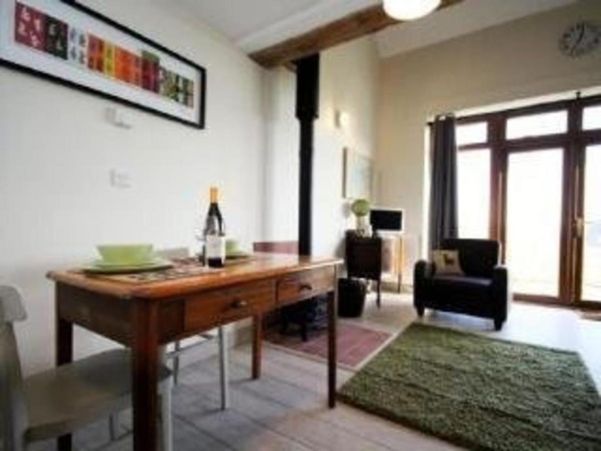 Surf Shack - Impeccable 1-Bed Cottage In Shorwell Esterno foto